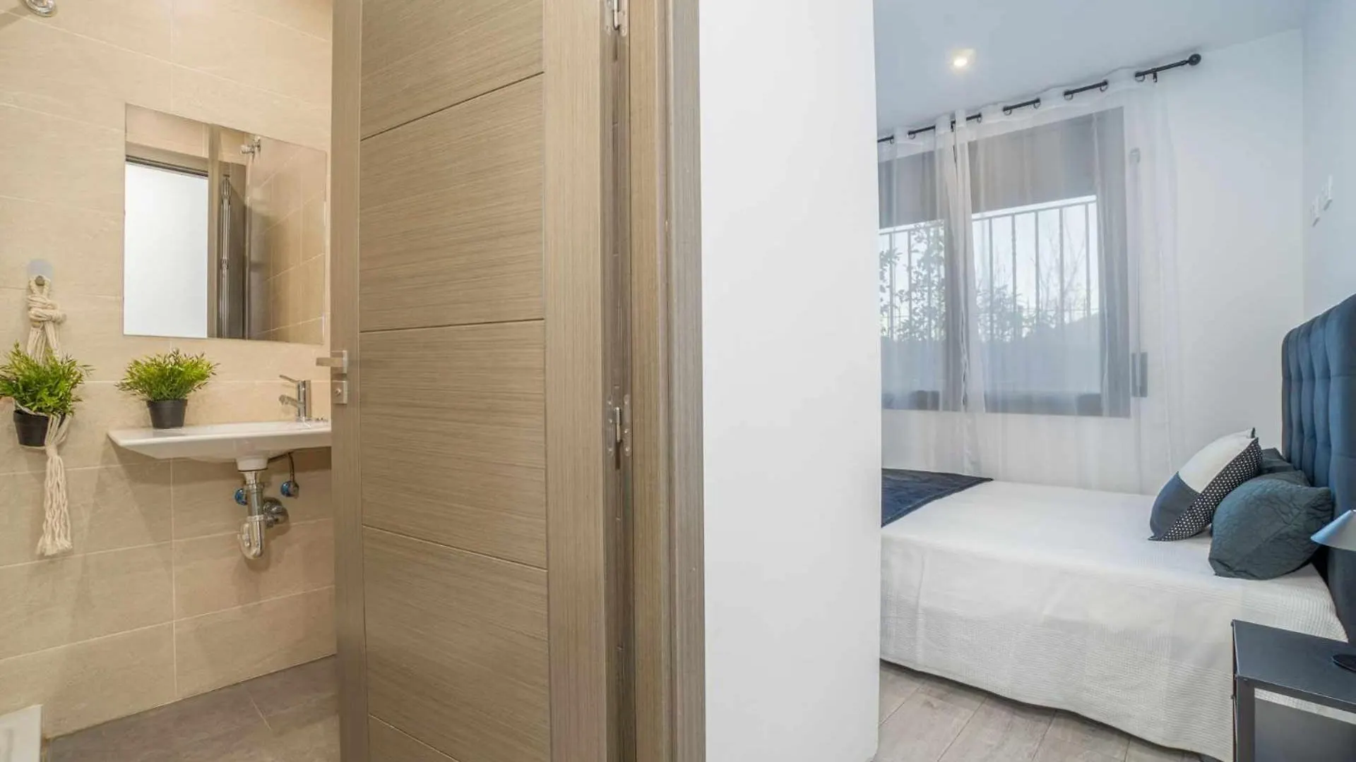 Jouvacations Villa Domenec Figueras
