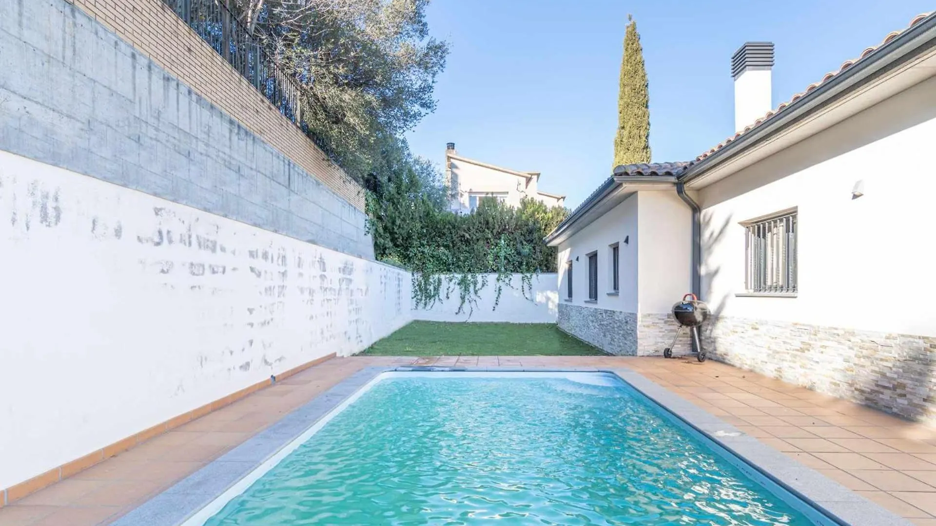 Jouvacations Villa Domenec Figueras